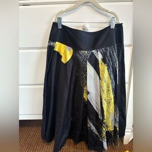 Kenneth Cole Reaction Bold Colorblock Black and Yellow A-Line Skirt size 2
